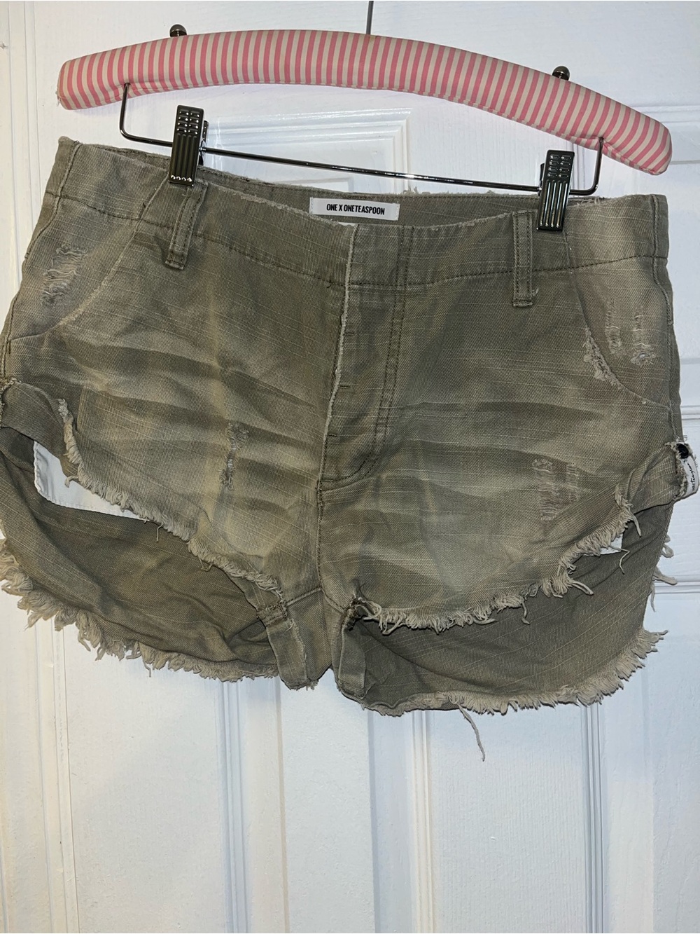 One Teaspoon Green Short